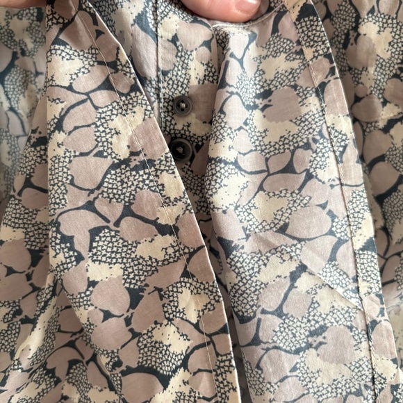 John Langford 100% Cotton Gray Abstract Short Sleeve Button Down - Picture 9 of 13